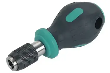 Skrutkovač krátky s magnetom