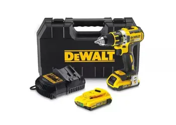 Akumulátorový vŕtací skrutkovač Dewalt DCD790; 18V/2x2Ah
