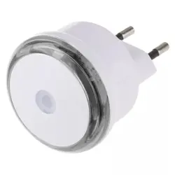 Nočné svetlo LED s fotosenzorom do zásuvky